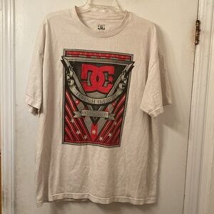 DC Shoe Co. light gray tee shirt